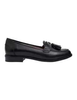 Gazebo Black Glove Flat Shoes