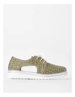 Regatta Cabana Flat Shoes In Khaki