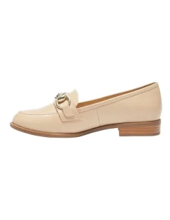 Gala Flat Shoes In Nude Globe -Women Summer Clothing Store 958944520 3 720x928