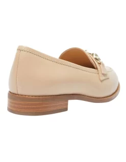 Gala Flat Shoes In Nude Globe -Women Summer Clothing Store 958944520 4 720x928