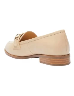 Gala Flat Shoes In Nude Globe -Women Summer Clothing Store 958944520 7 720x928