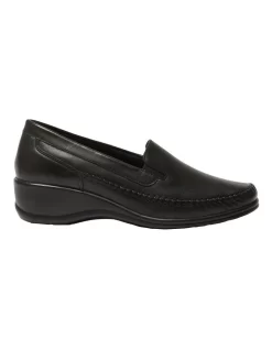 Margaret Flat Shoes In Black