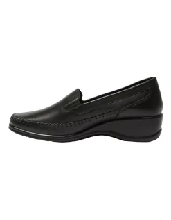 Margaret Flat Shoes In Black -Women Summer Clothing Store 980917750 3 720x928